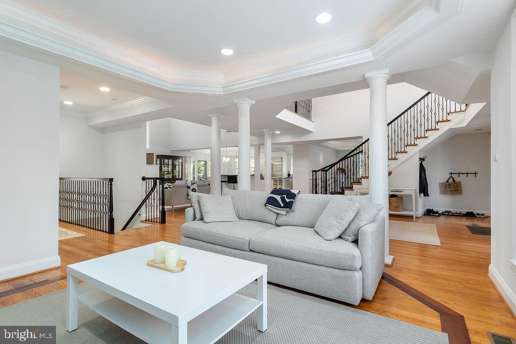 THE CLOISTERS - Residential