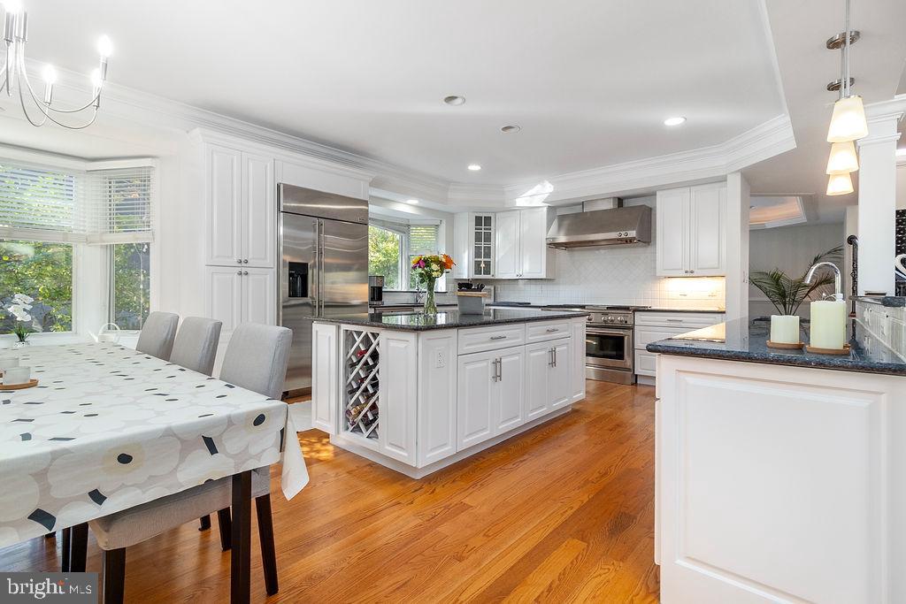 THE CLOISTERS - Residential