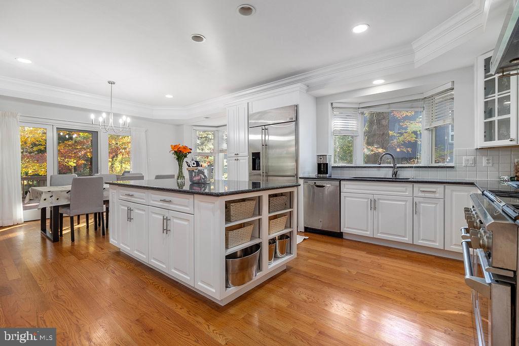 THE CLOISTERS - Residential