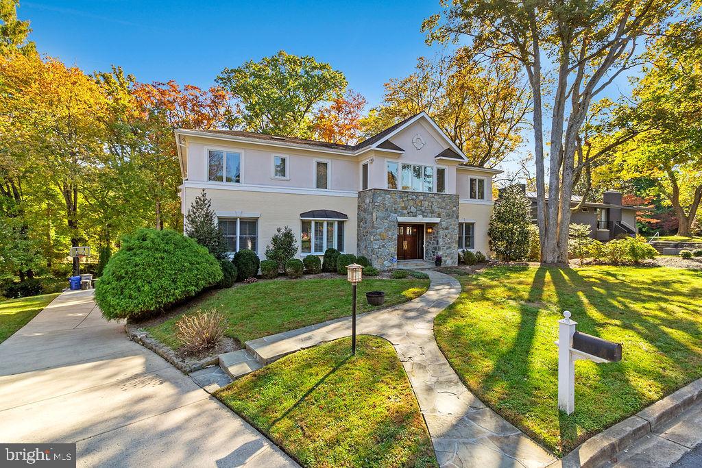 THE CLOISTERS - Residential