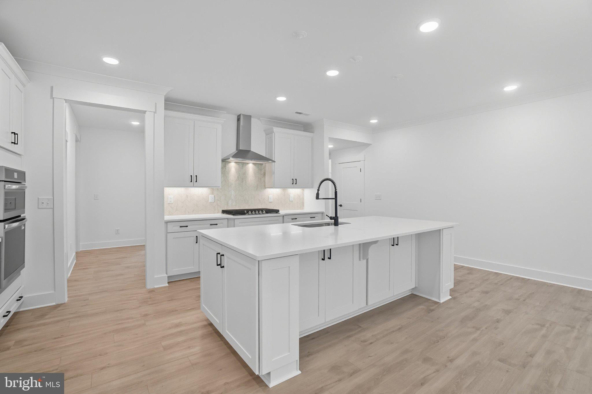 3951 JETT COURT