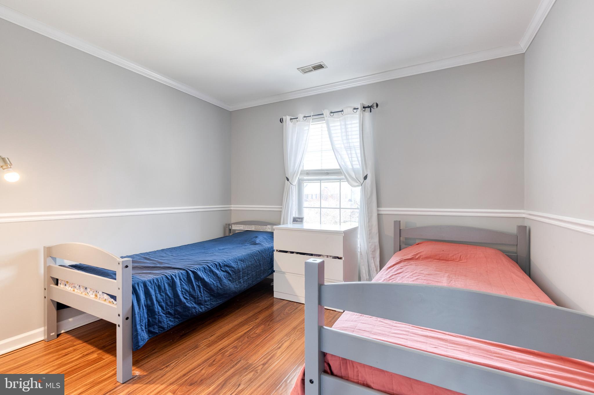 SOUTH RIVER COLONY - Residential