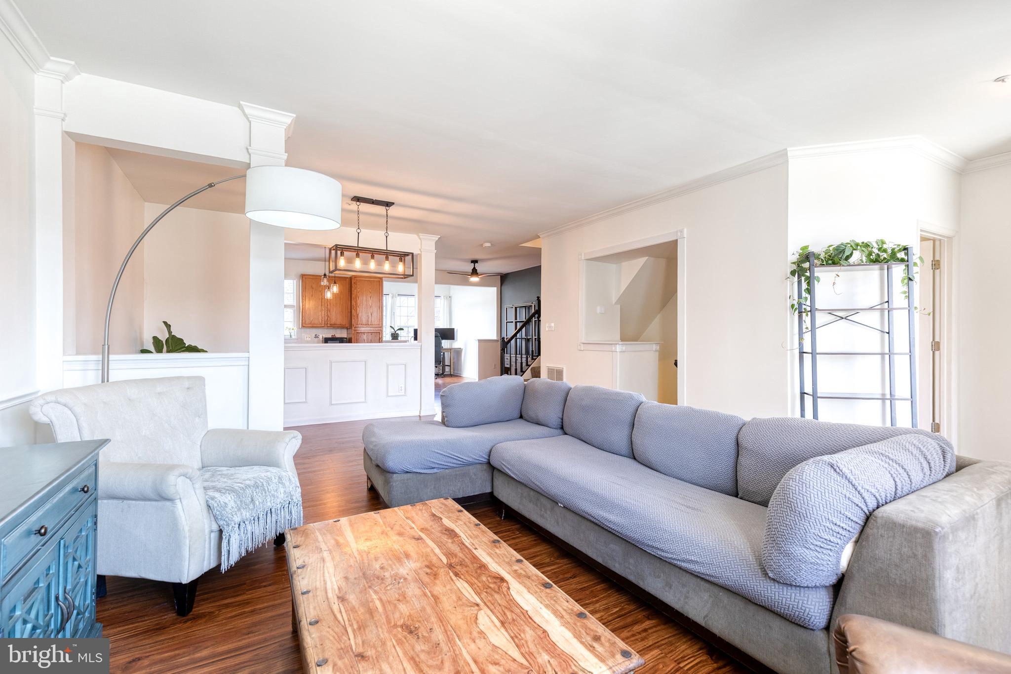 SOUTH RIVER COLONY - Residential