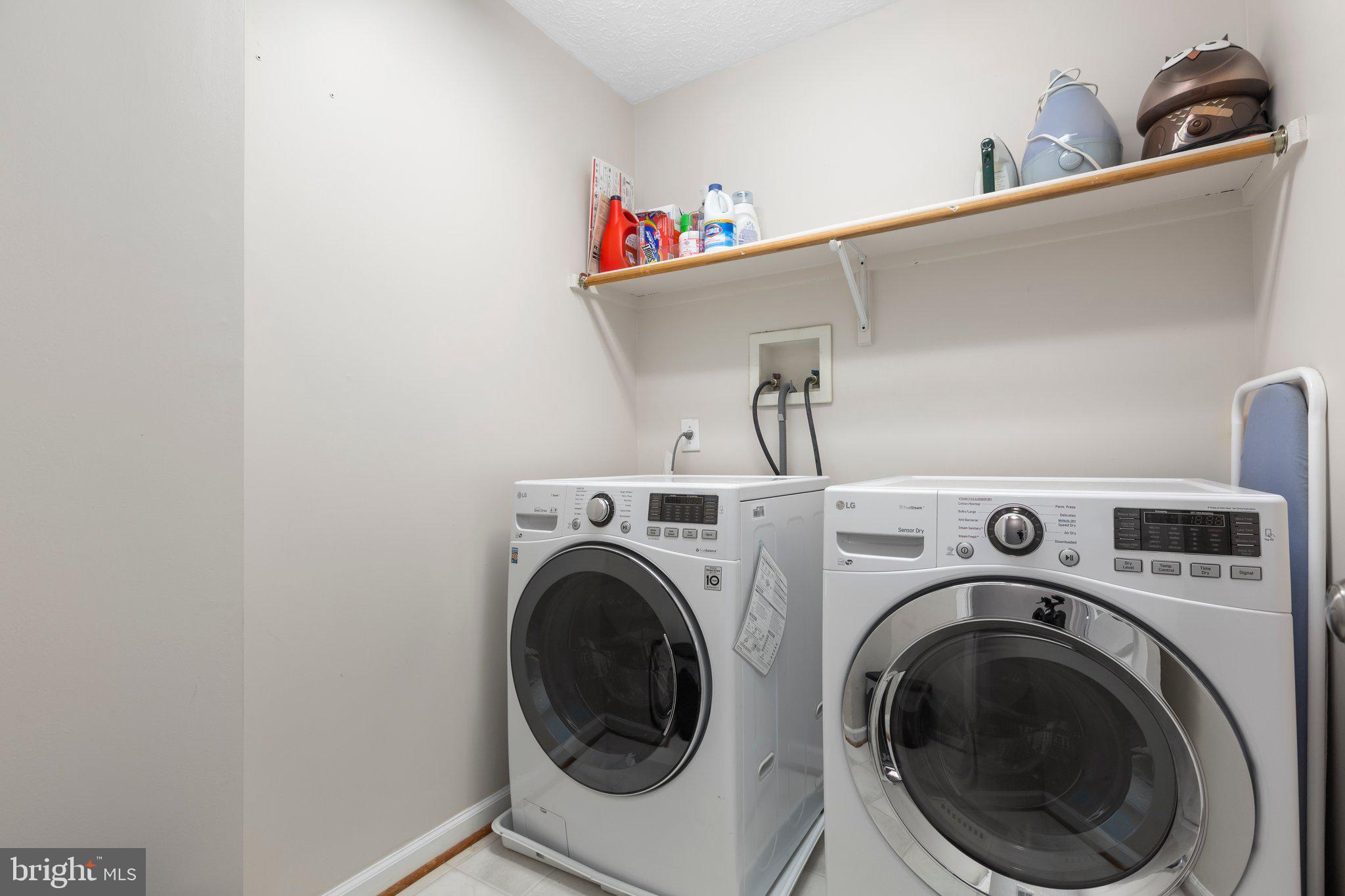 KINGSWOOD - Residential