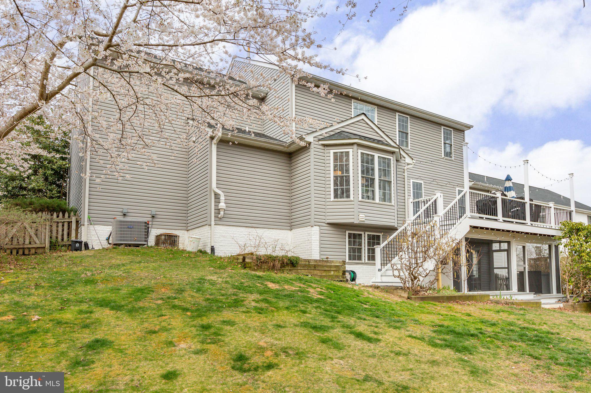 KINGSWOOD - Residential