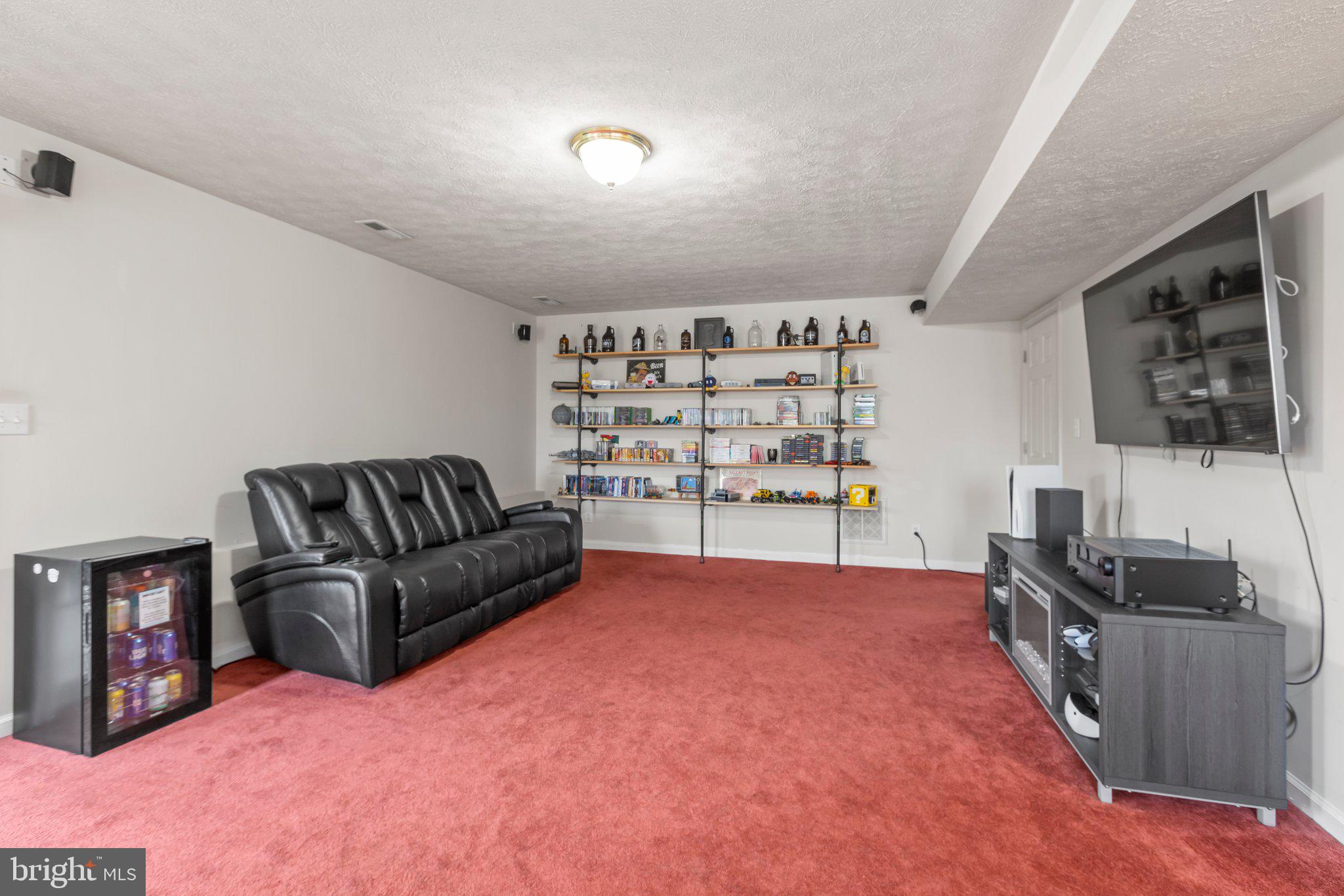 KINGSWOOD - Residential