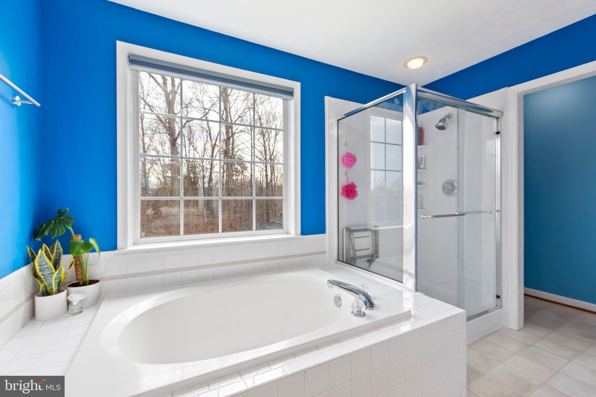 KINGSWOOD - Residential