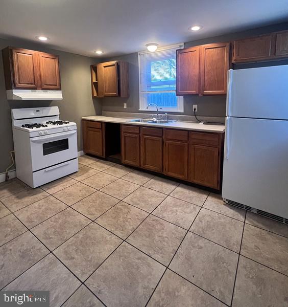 125 N BEAVER STREET 1ST FLOOR