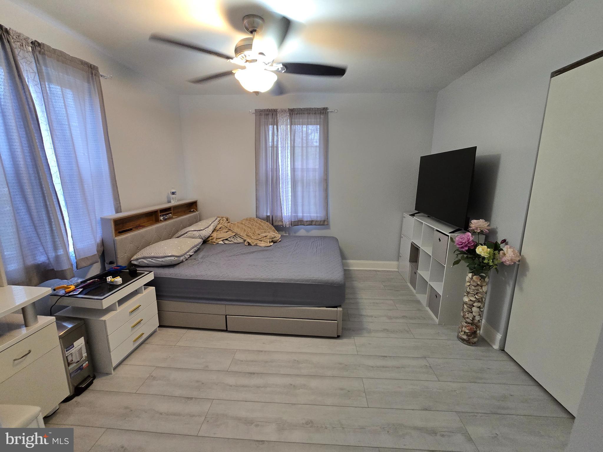 WILLOWBROOK - Residential