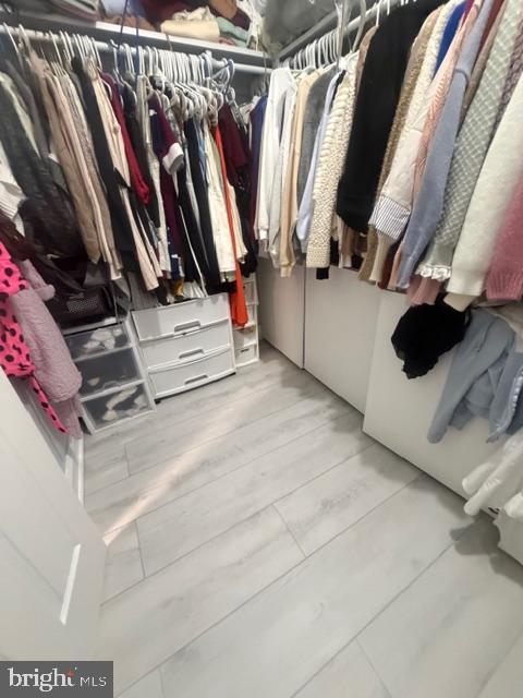 WILLOWBROOK - Residential