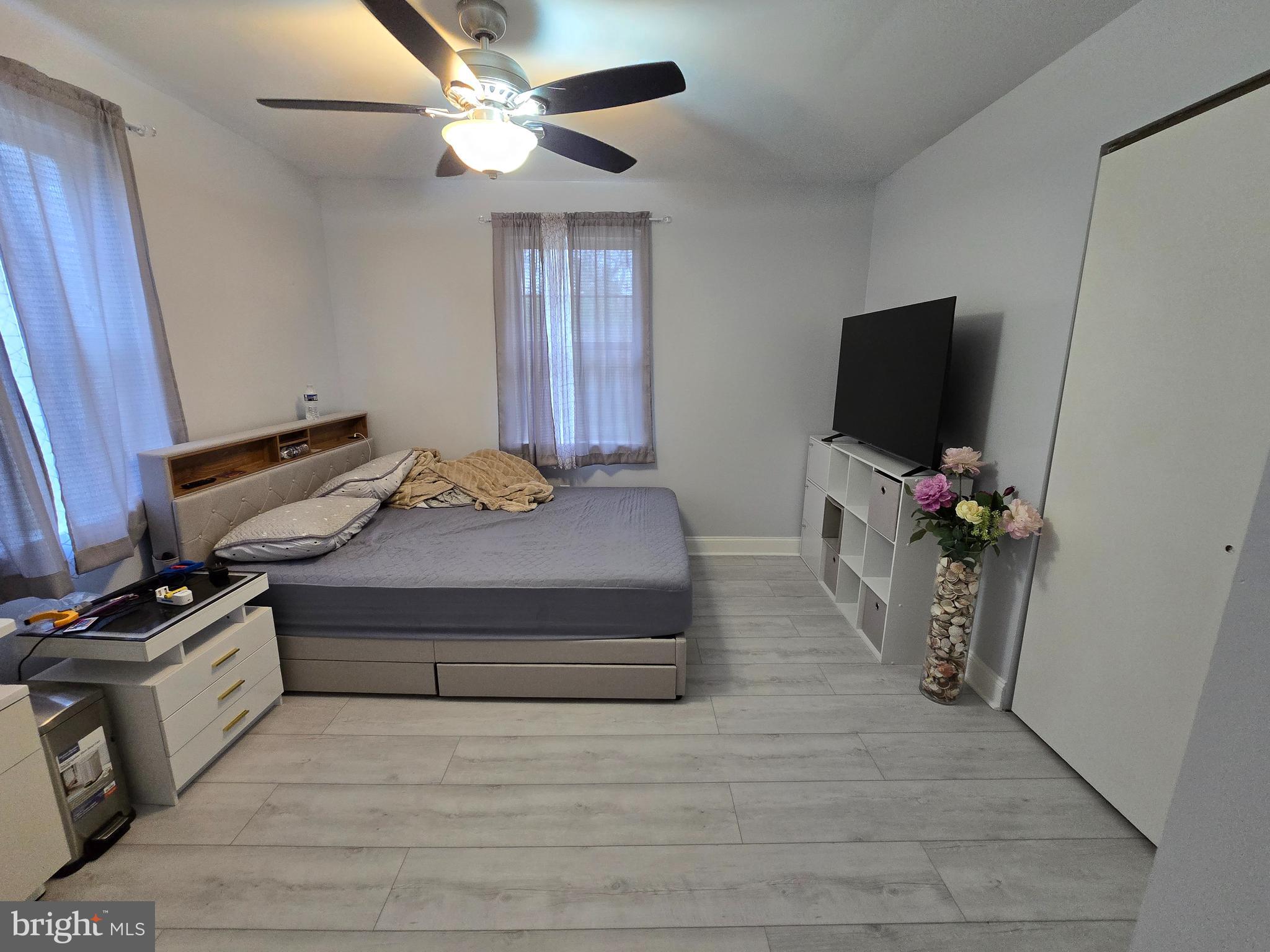 WILLOWBROOK - Residential