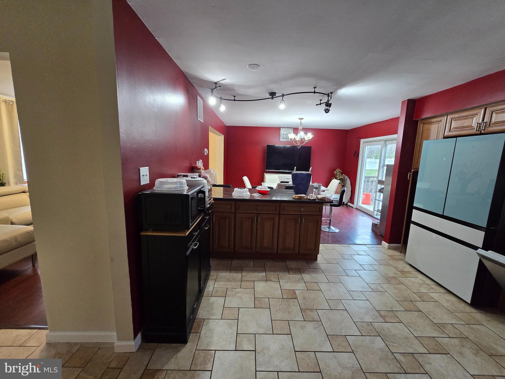 WILLOWBROOK - Residential