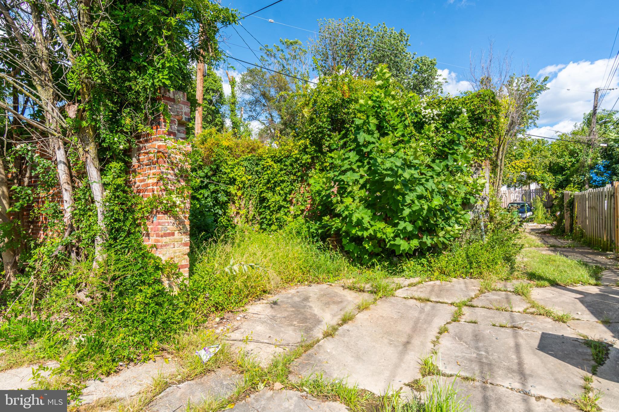 WAVERLY - Residential