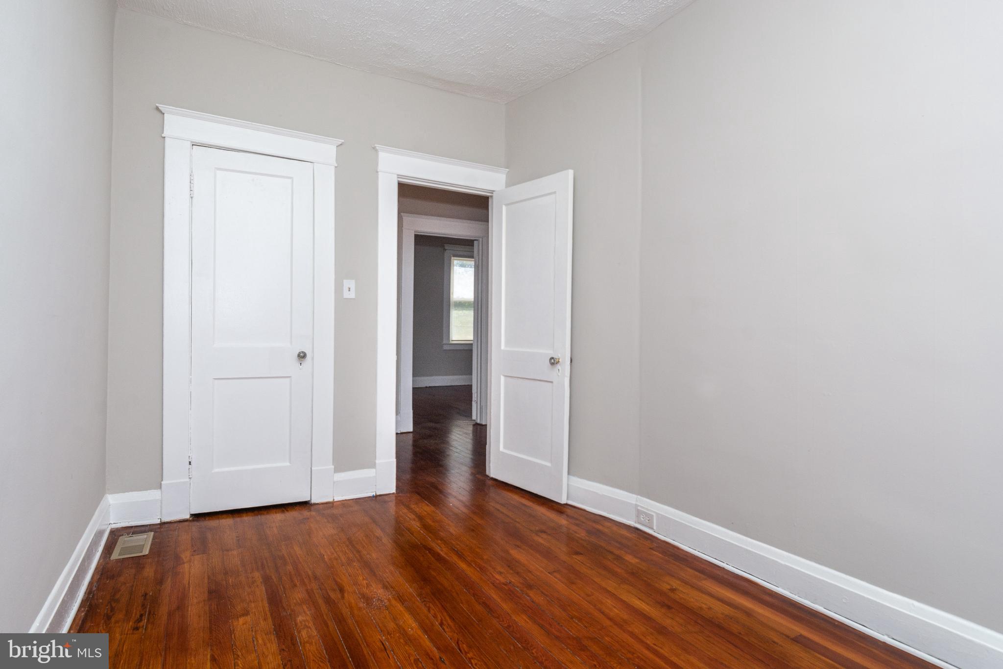 WAVERLY - Residential