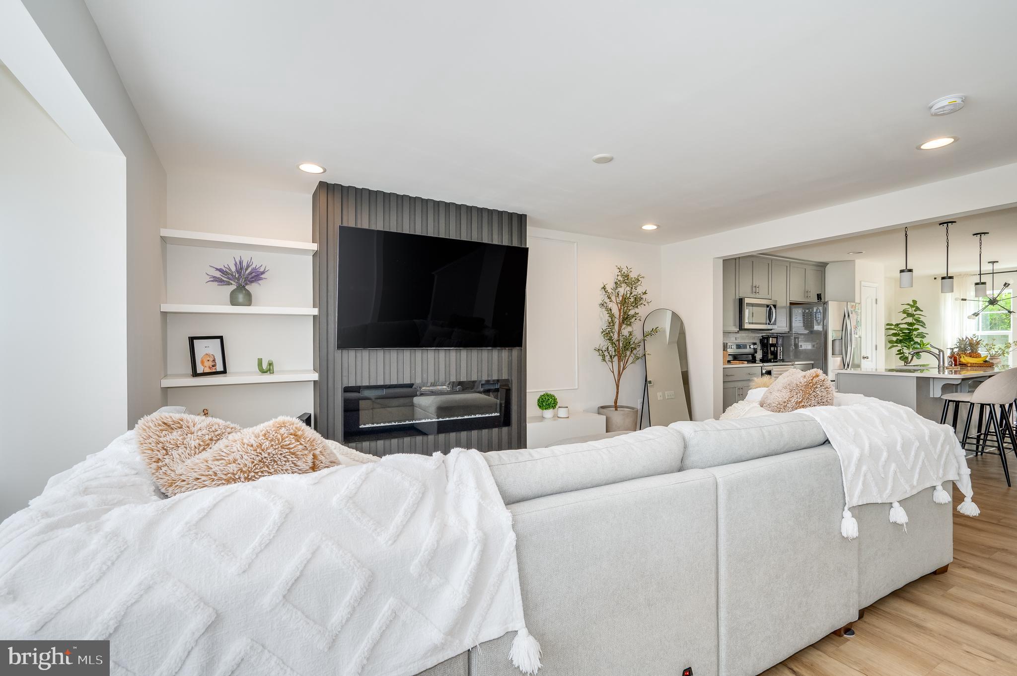 TOWNES AT TATE MANOR - Residential Lease