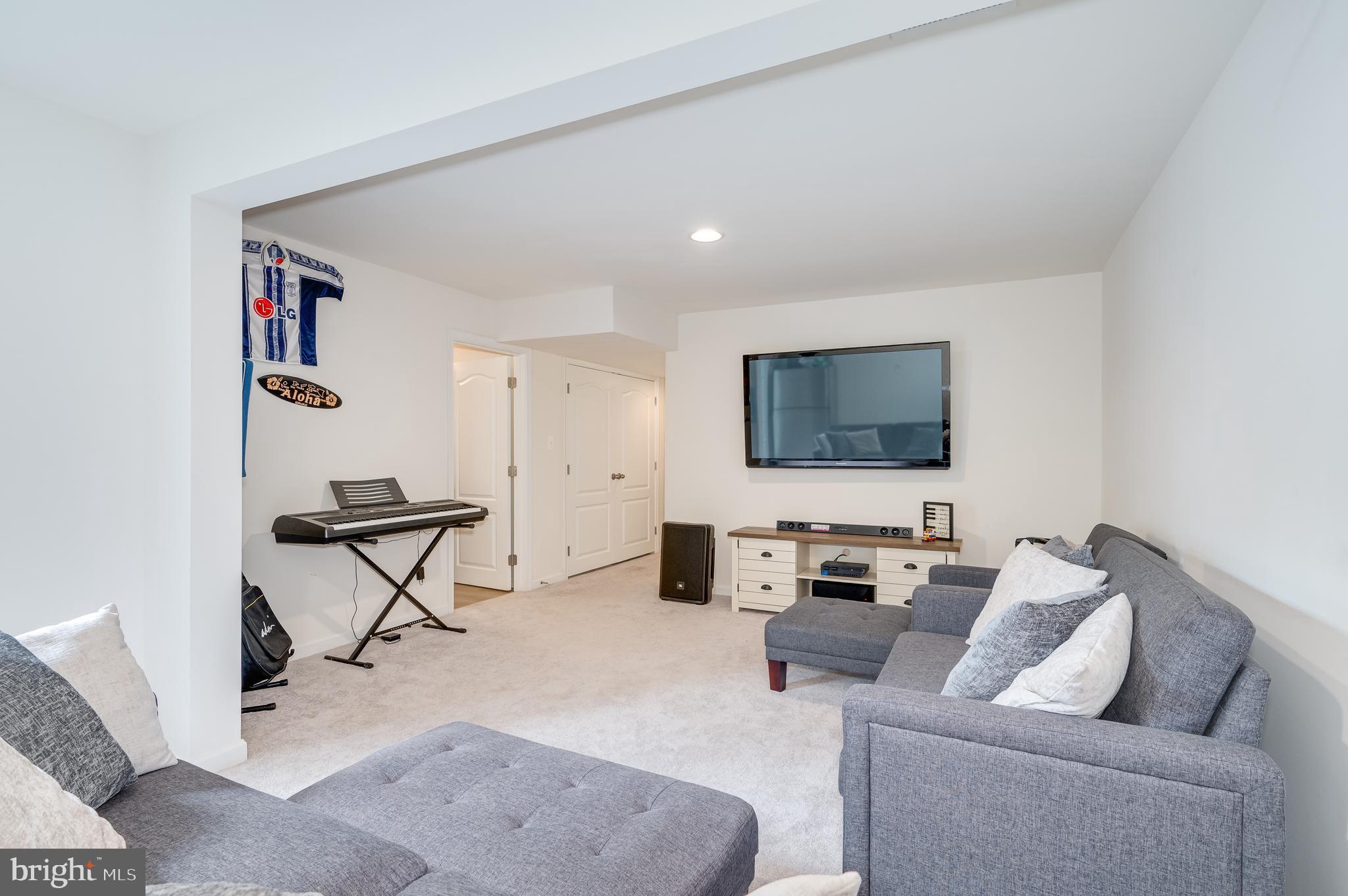 TOWNES AT TATE MANOR - Residential Lease