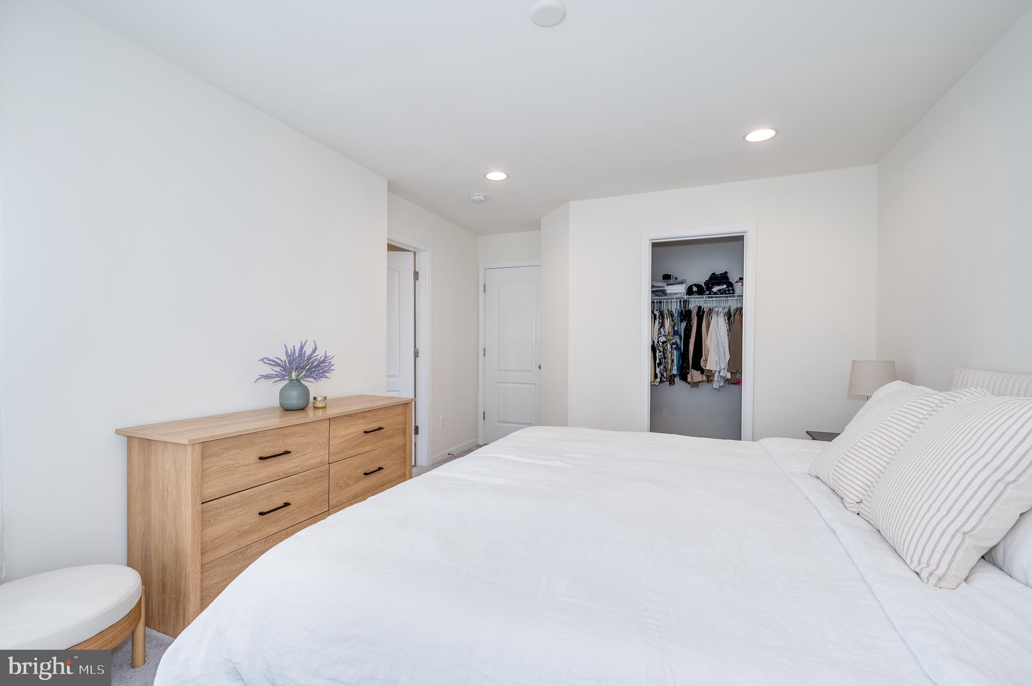 TOWNES AT TATE MANOR - Residential Lease