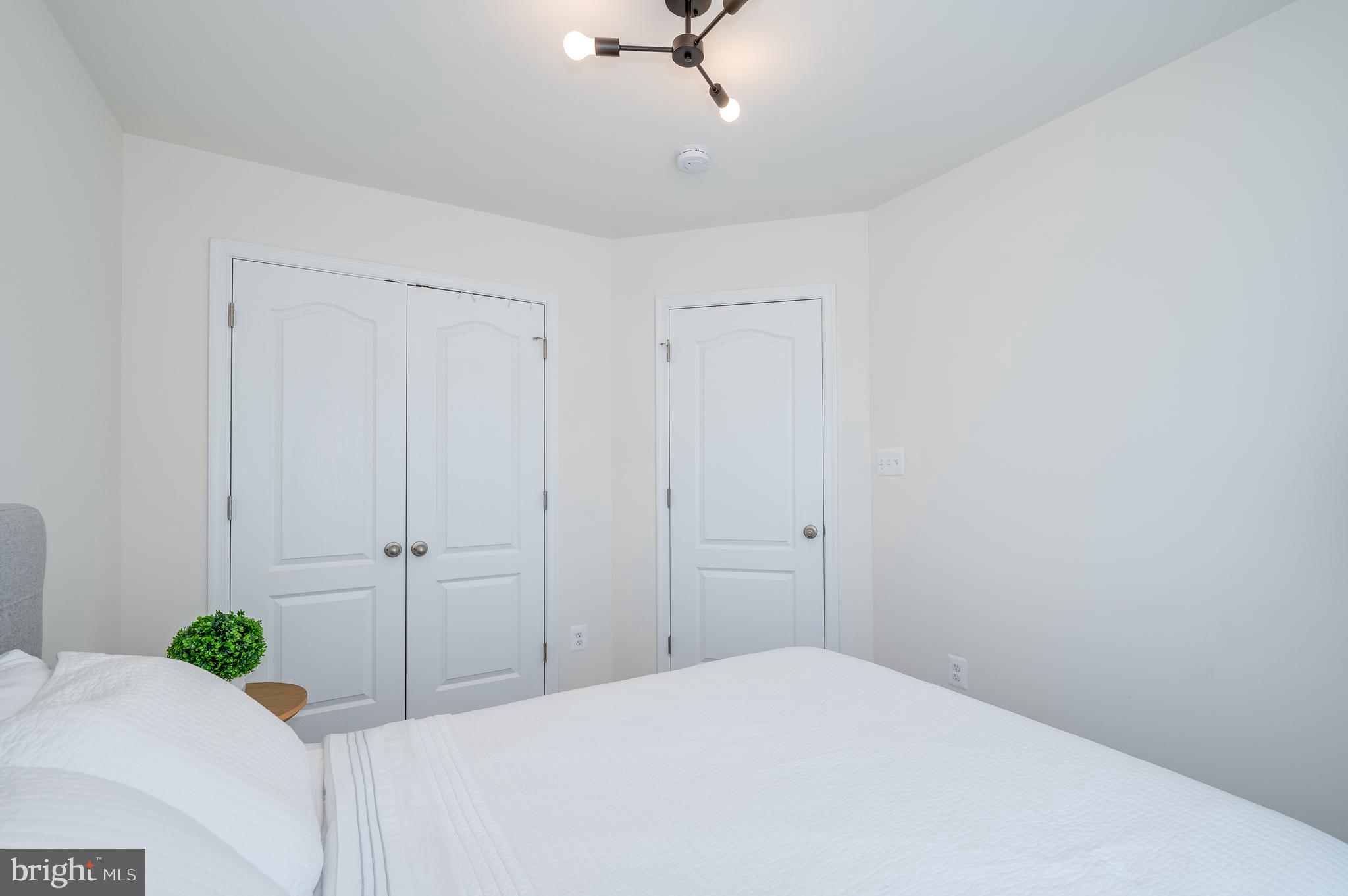 TOWNES AT TATE MANOR - Residential Lease