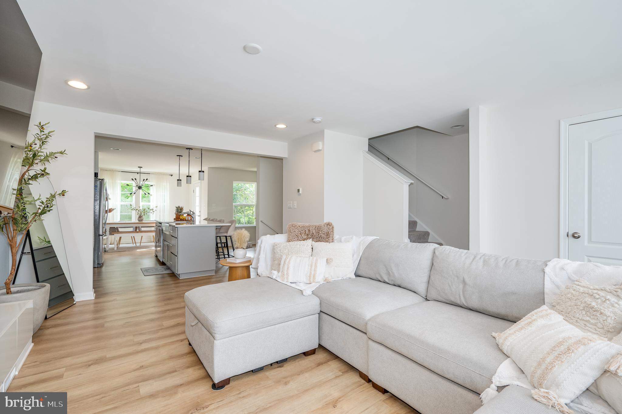 TOWNES AT TATE MANOR - Residential Lease