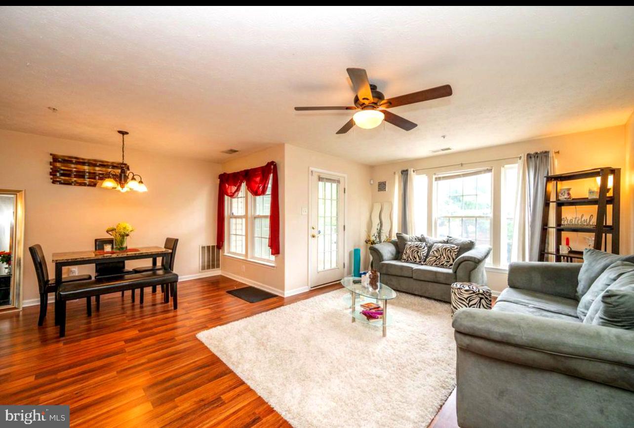 BCKGHM CND@OWGS MS NW TN - Residential Lease