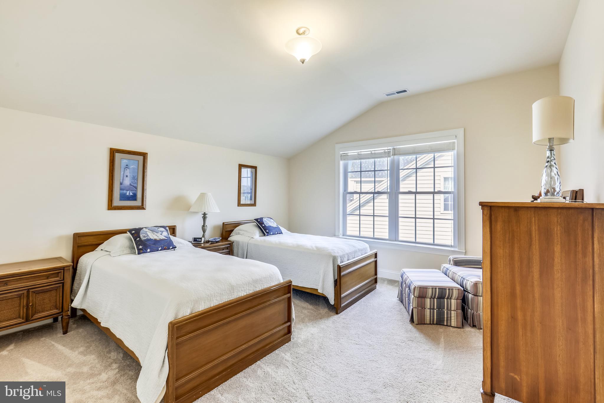 SUMMERS GATE - Residential