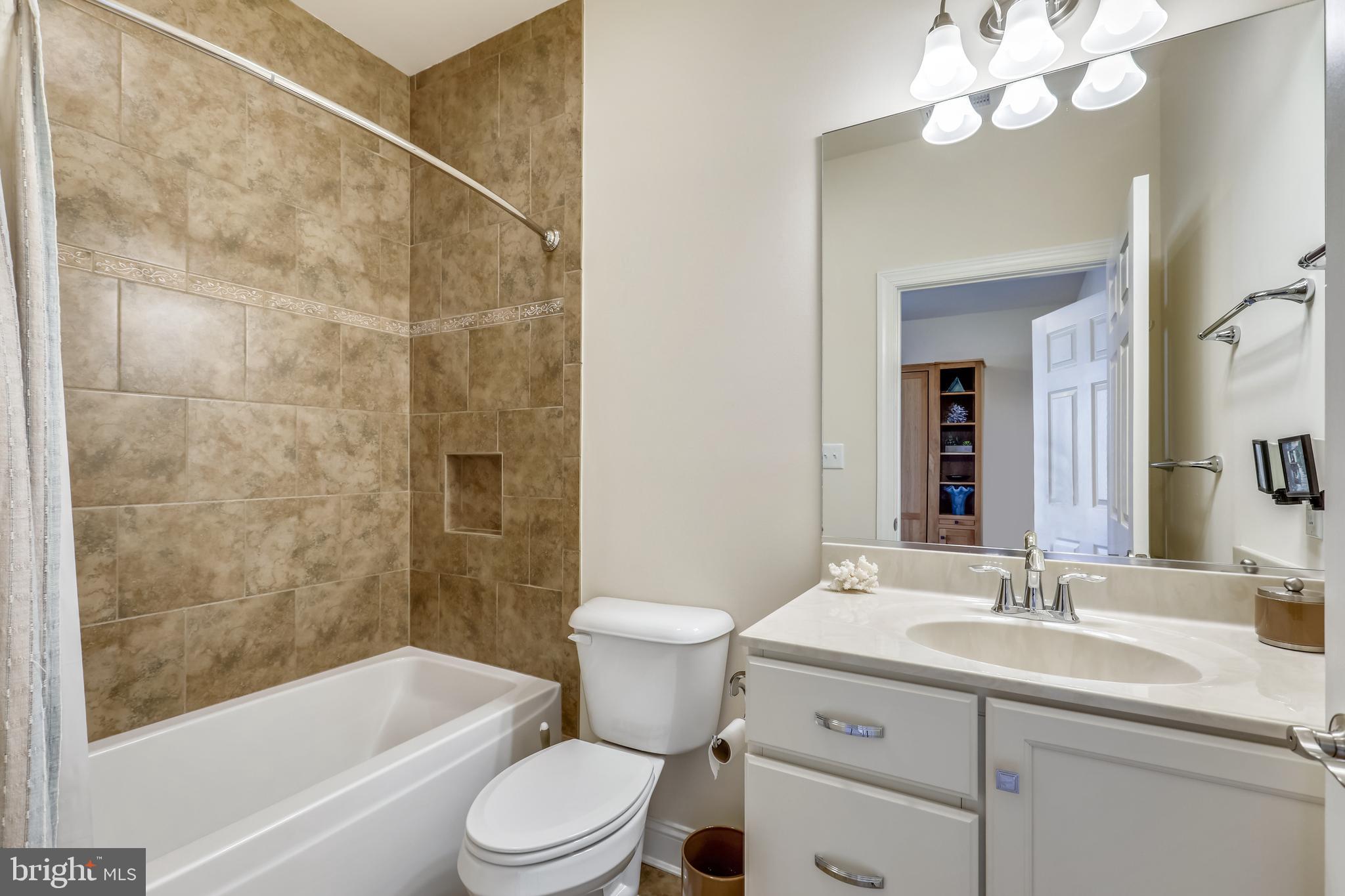 SUMMERS GATE - Residential