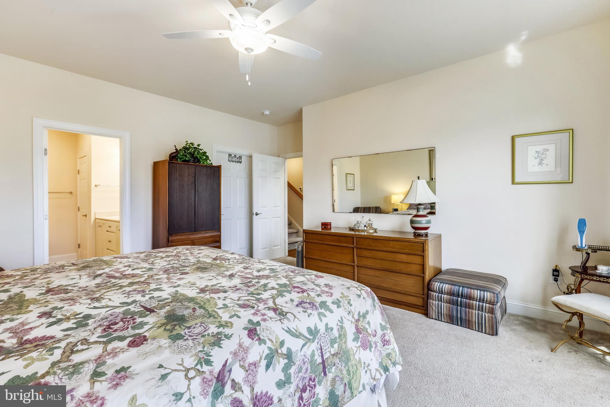 SUMMERS GATE - Residential