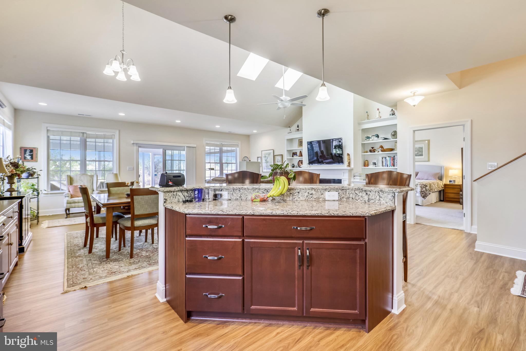 SUMMERS GATE - Residential