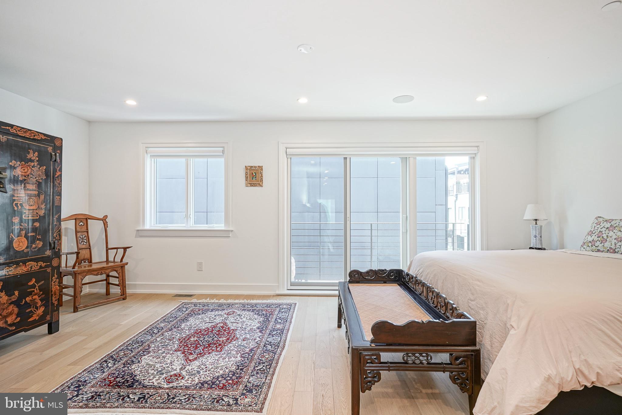 BELLA VISTA - Residential