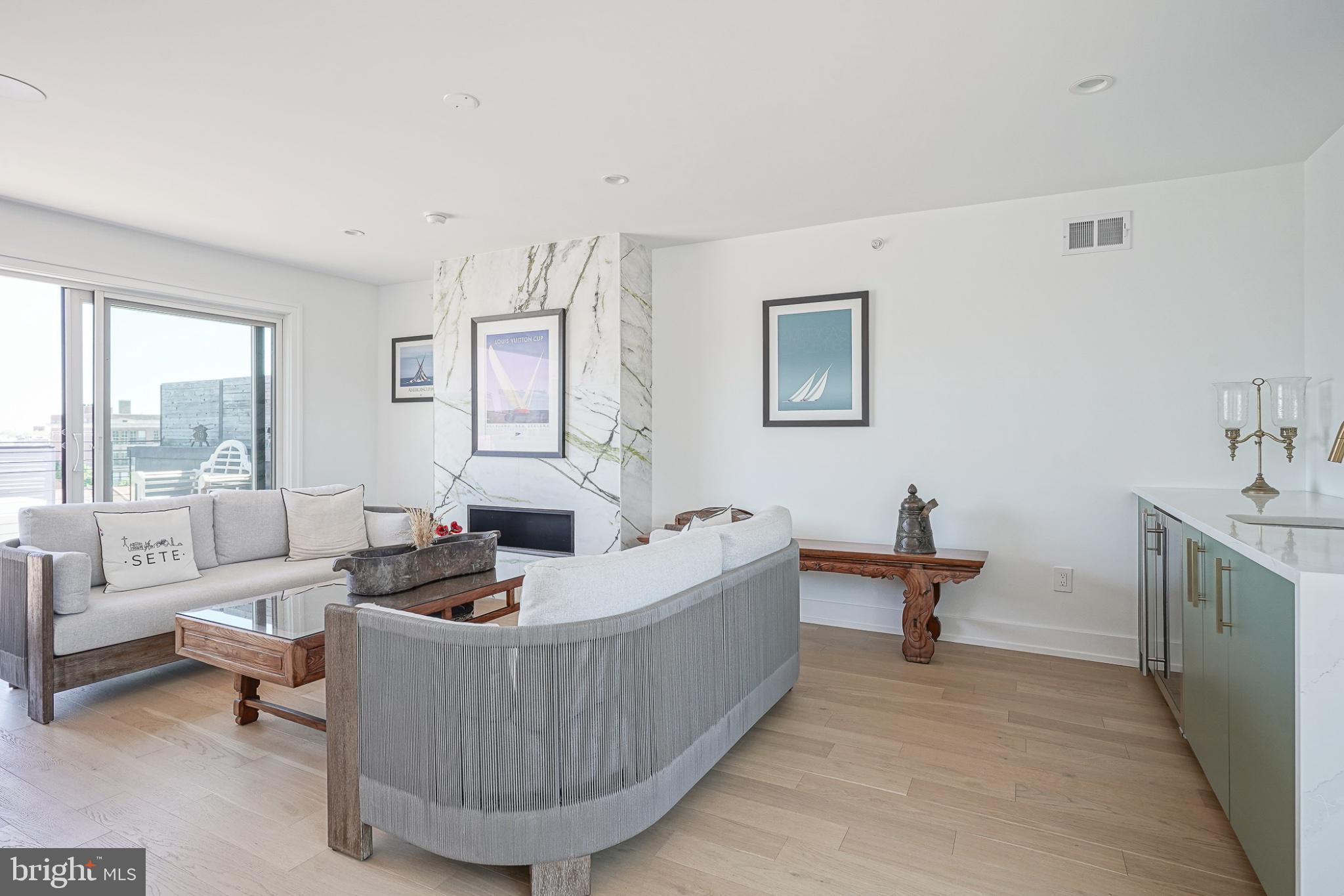 BELLA VISTA - Residential