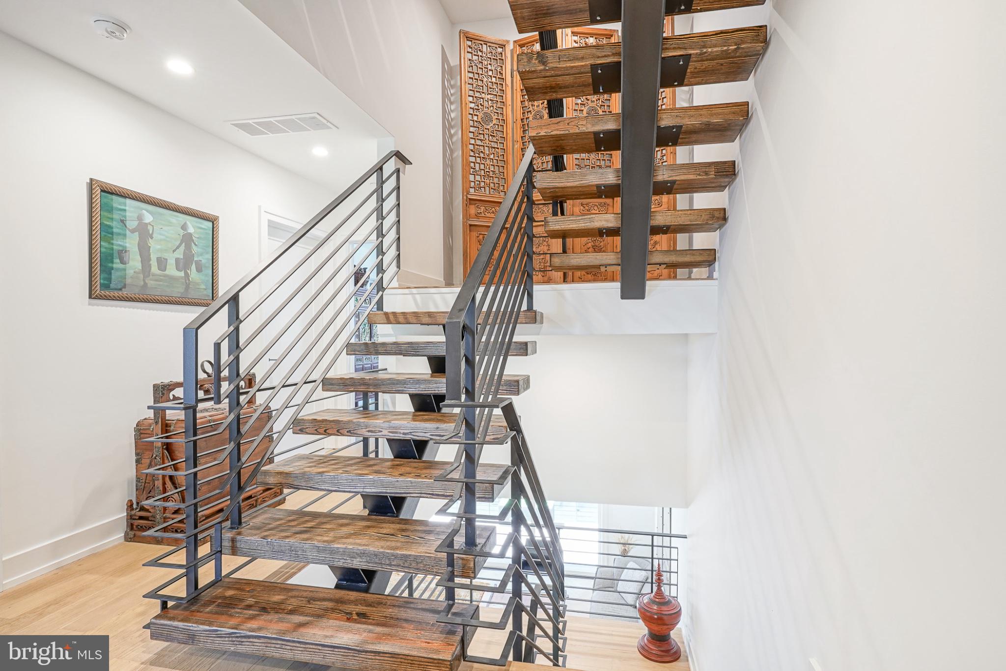BELLA VISTA - Residential