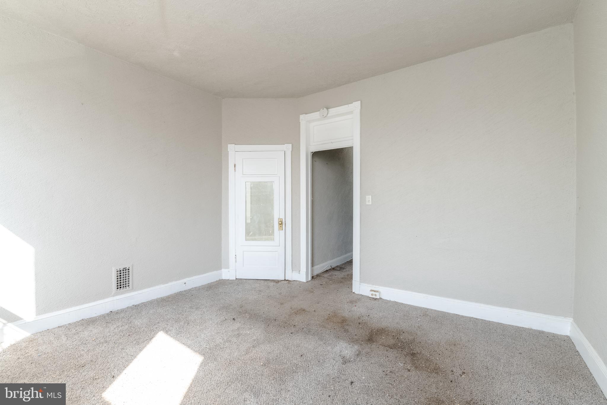 ROSEMONT - Residential