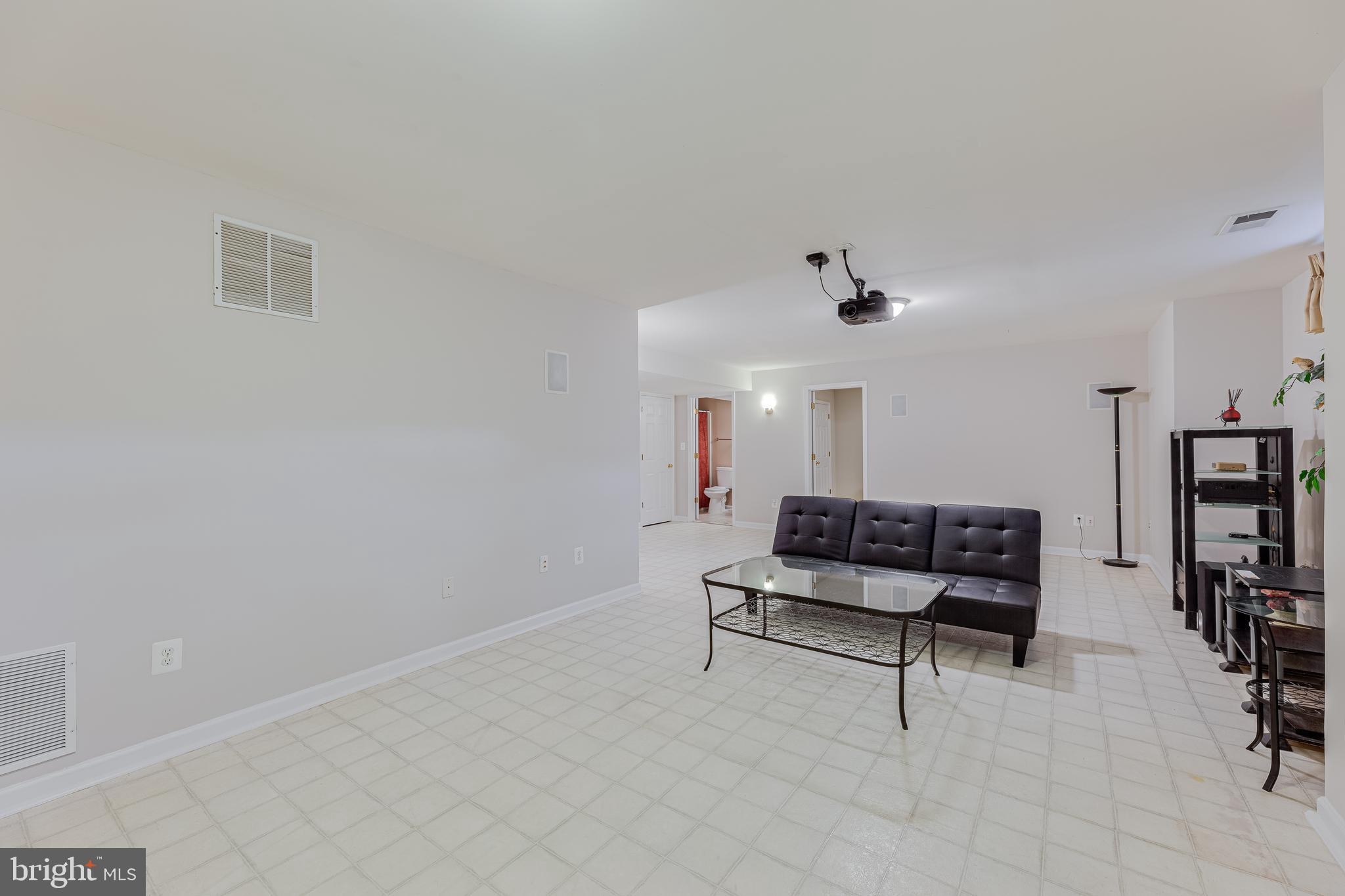 WALNEY VILLAGE - Residential