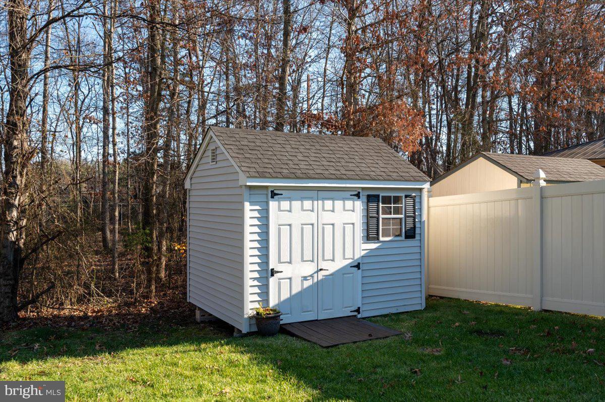 SHAMROCK MANOR - Residential