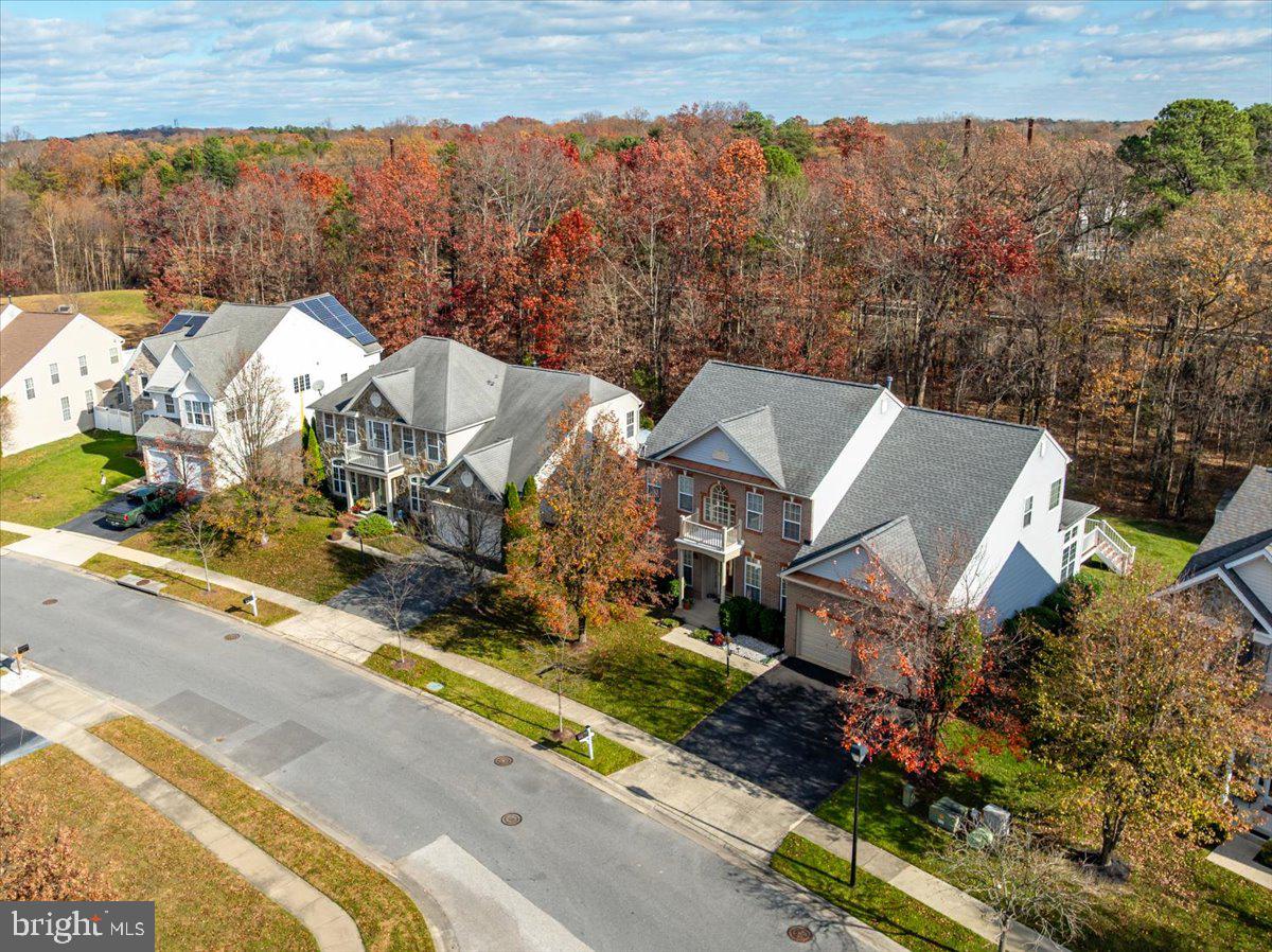 SHAMROCK MANOR - Residential