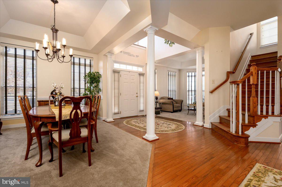 SHAMROCK MANOR - Residential