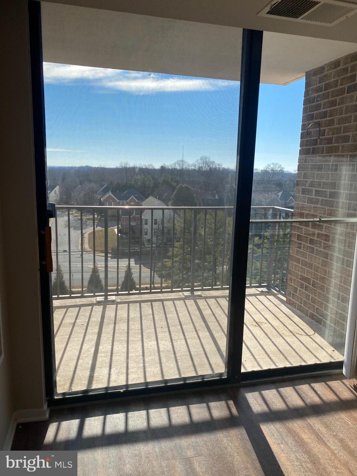 IDYLWOOD TOWERS CONDO - Residential