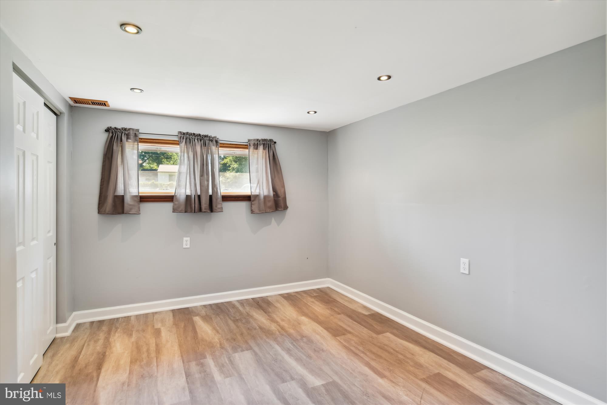 GLEN BURNIE - Residential