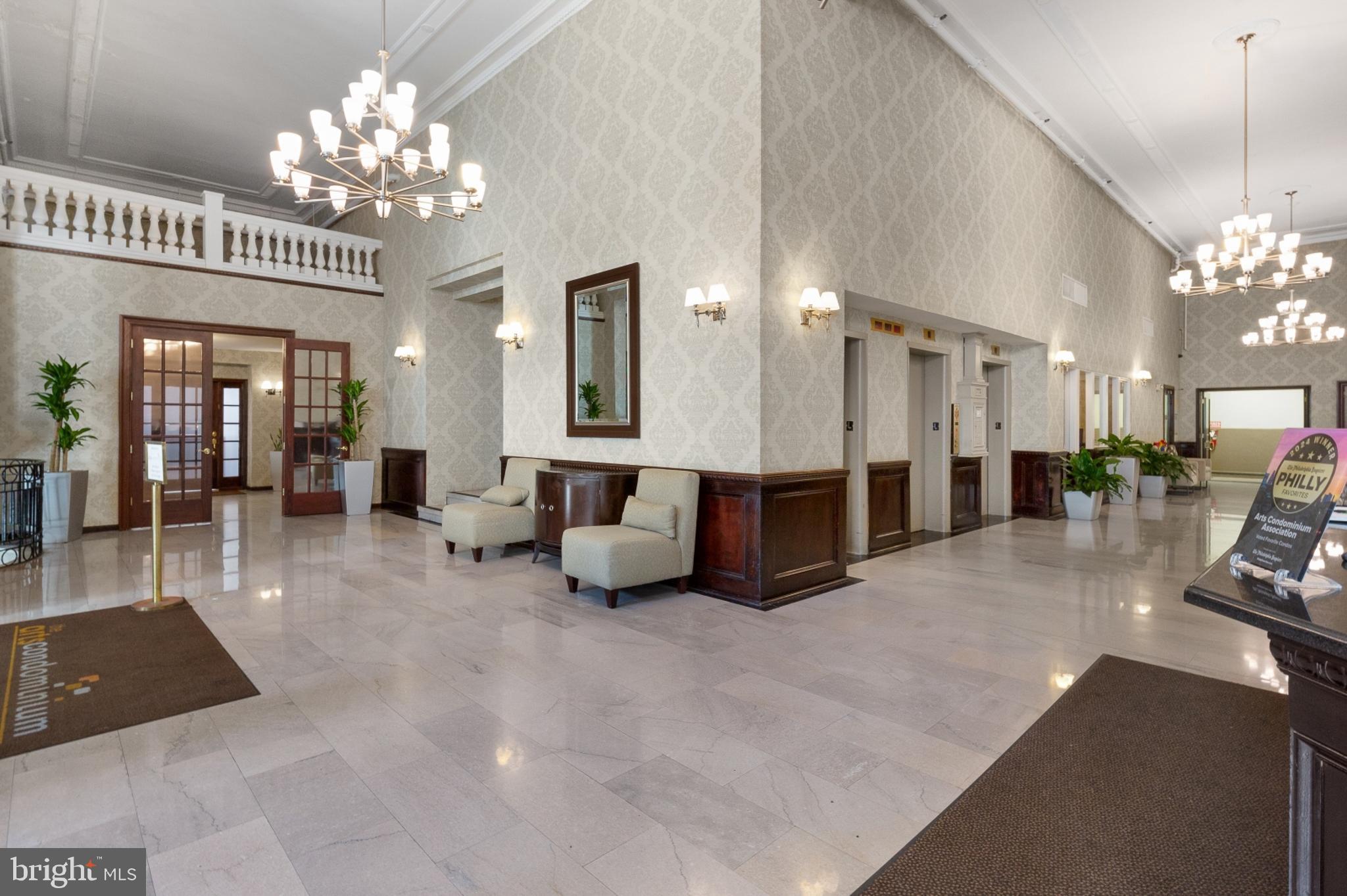 AVENUE OF THE ARTS - Residential