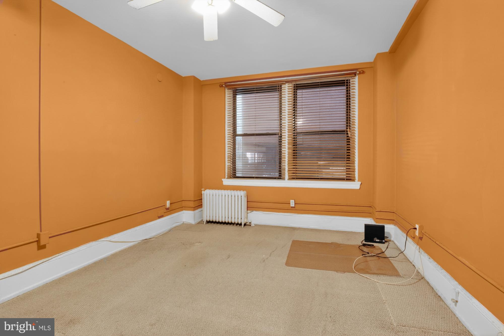 1324 LOCUST STREET 00 421