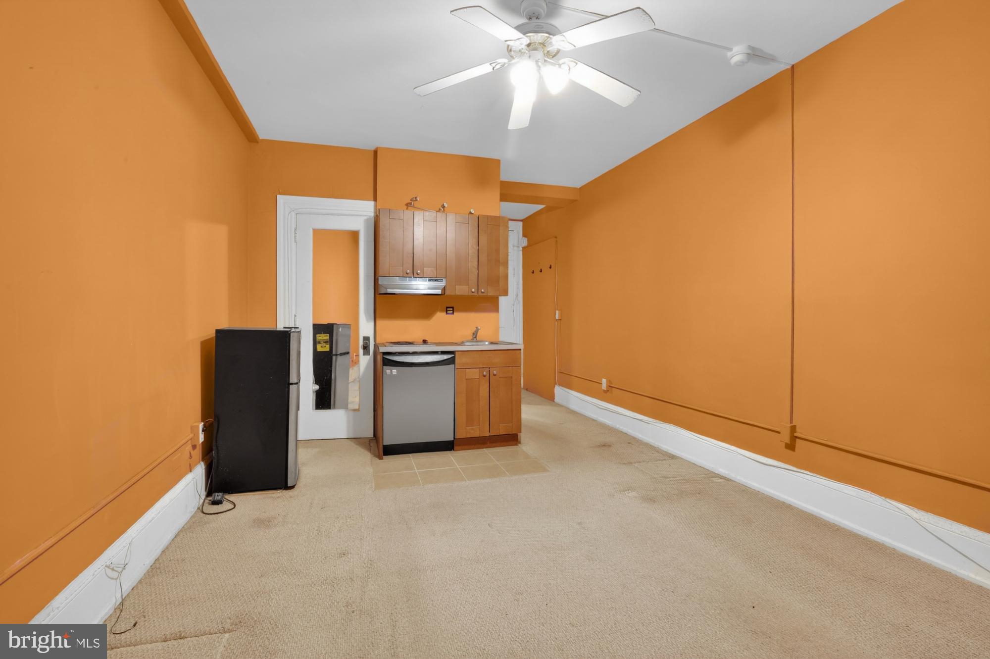 1324 LOCUST STREET 00 421