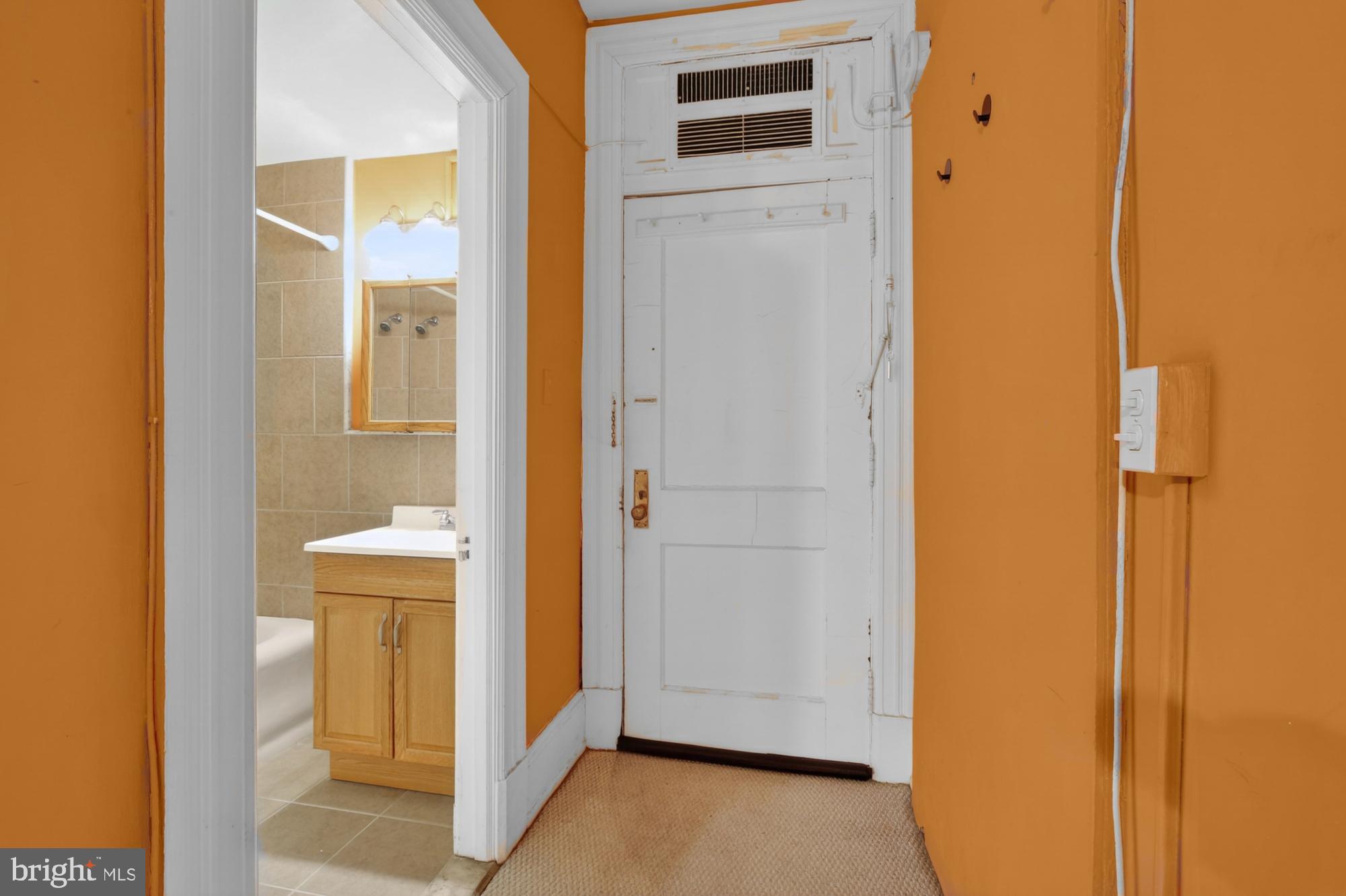 AVENUE OF THE ARTS - Residential