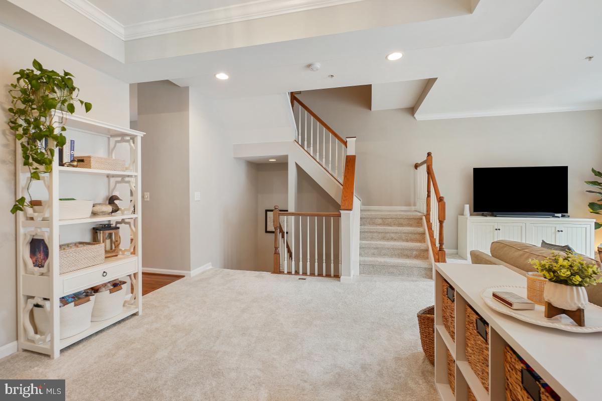 633 ANDREW HILL ROAD