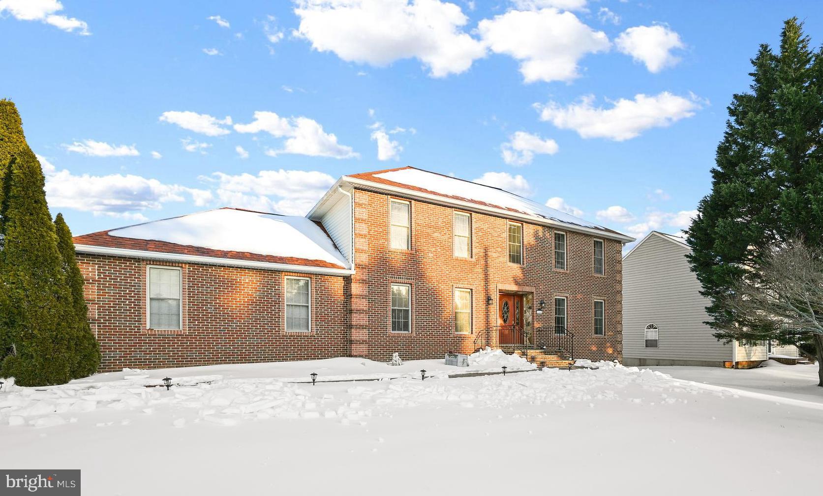 ASBURY PLACE - Residential