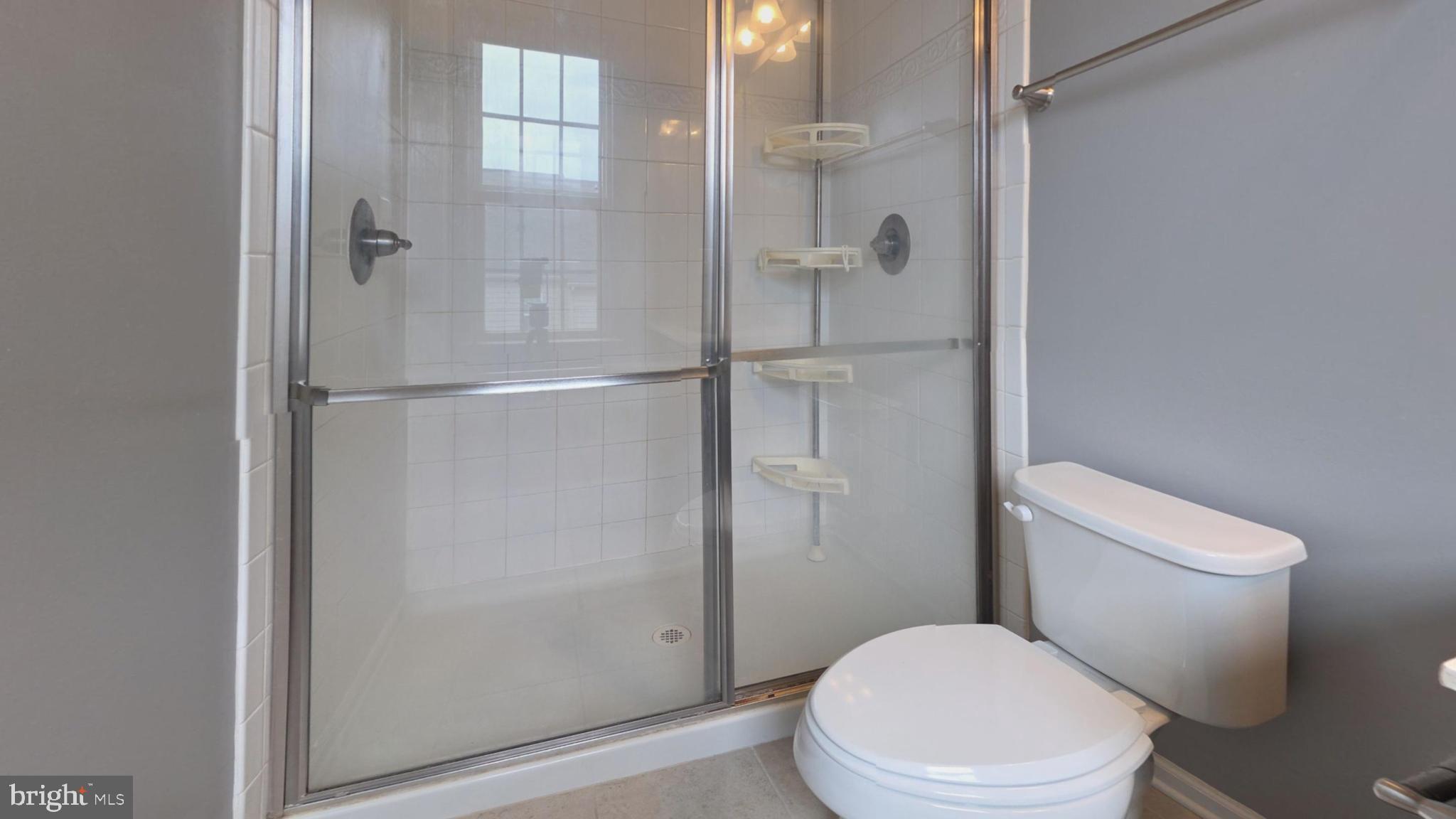 HOWARD SQUARE - Residential Lease