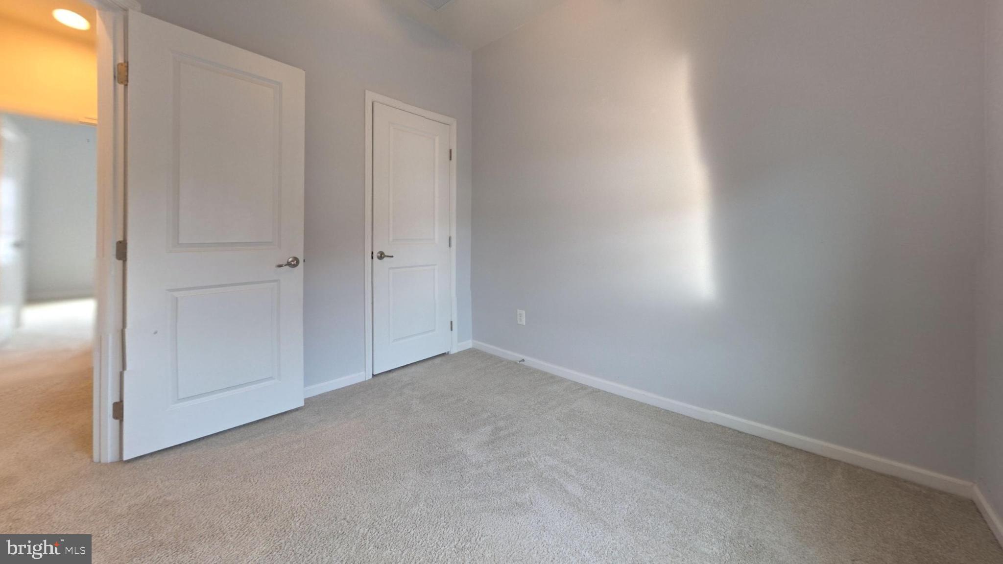 HOWARD SQUARE - Residential Lease