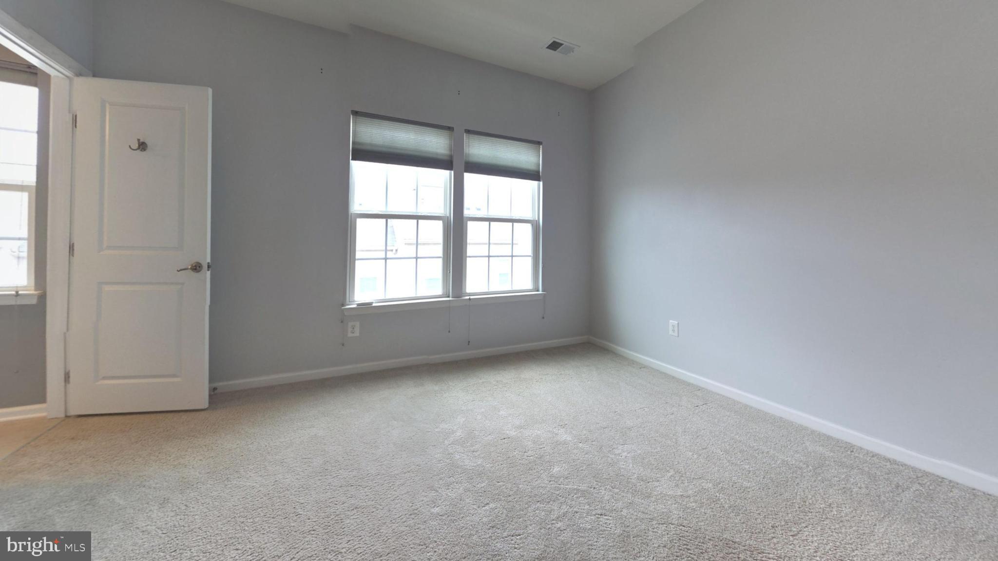 HOWARD SQUARE - Residential Lease