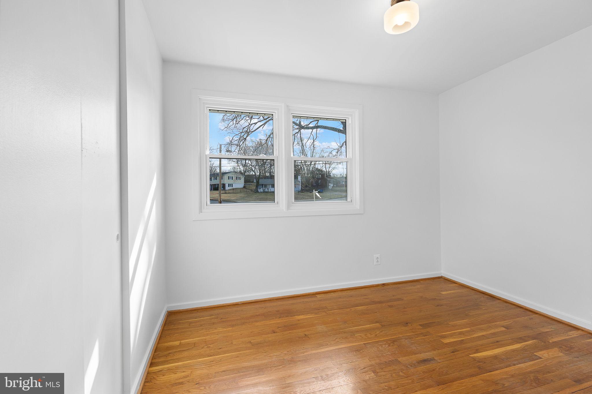 FAIRFAX HOMES - Residential