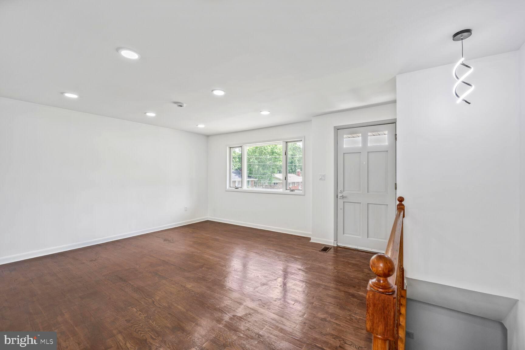 3000 FAIRHILL COURT