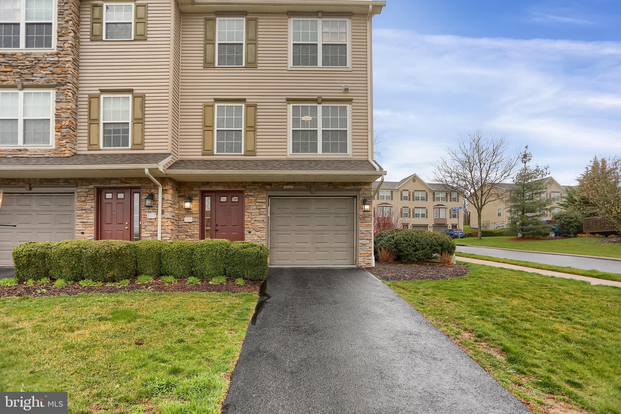 STEEPLECHASE - Residential